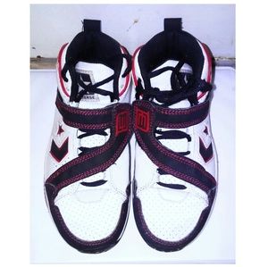 Converse shoes white and black size 3.5